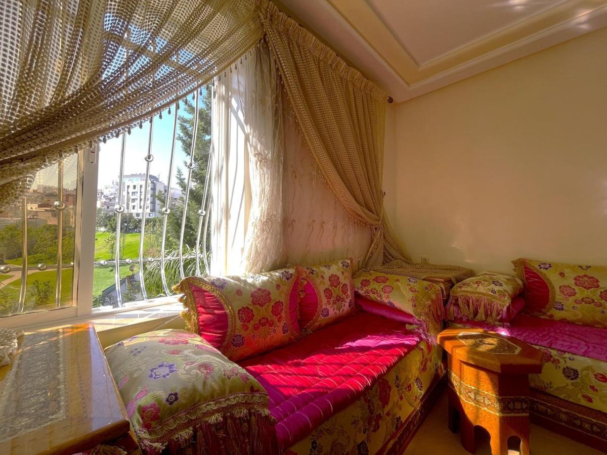 2-bedroom With Garden Views, Wifi & Full Kitchen In Gated Complex