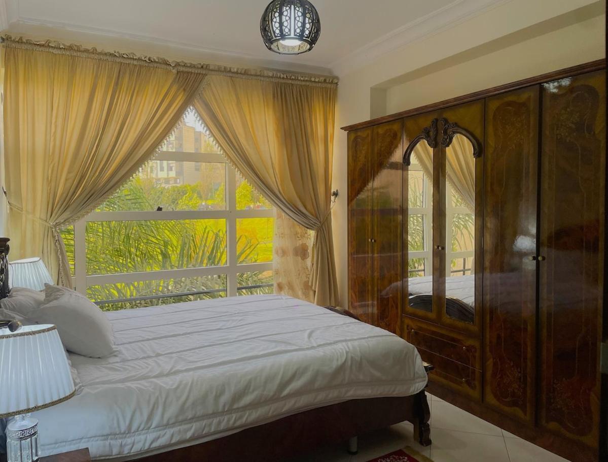 Apartment 2-bedroom With Garden Views, Wifi & Full Kitchen In Gated Complex *